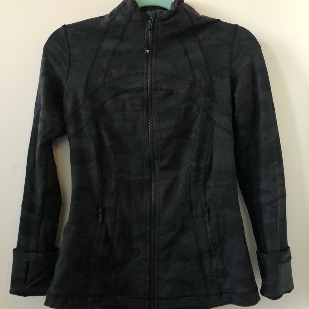 Lululemon "ALOHA" Define Jacket Incognito Camo